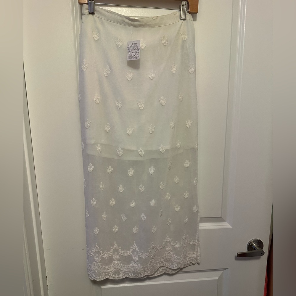 Free People White Lace maxi skirt. $98 NWT